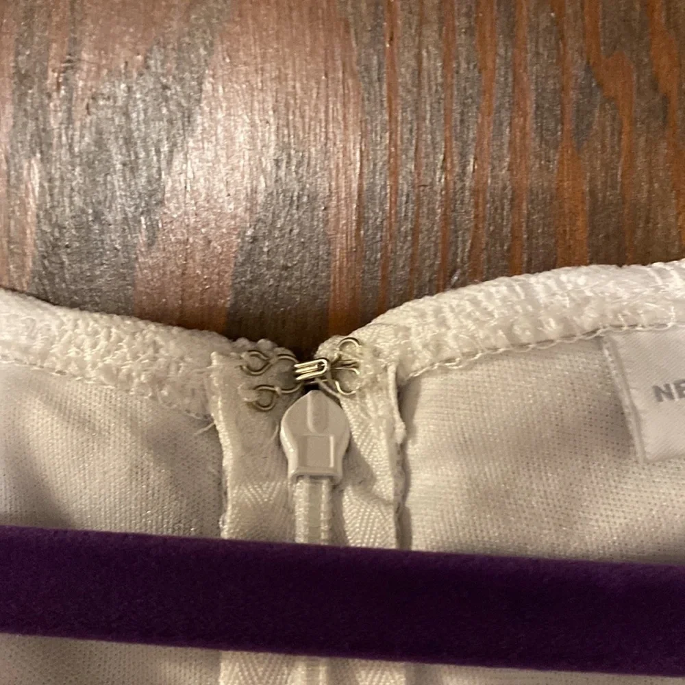 White Sleeveless New York and Company Dress - Picture 5 of 10